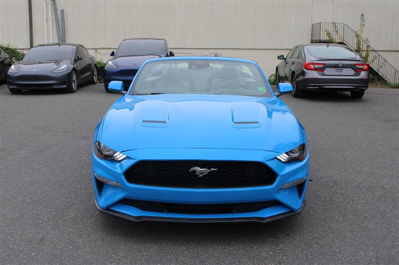 2023 Ford Mustang EcoBoost Premium Image 2 of 17