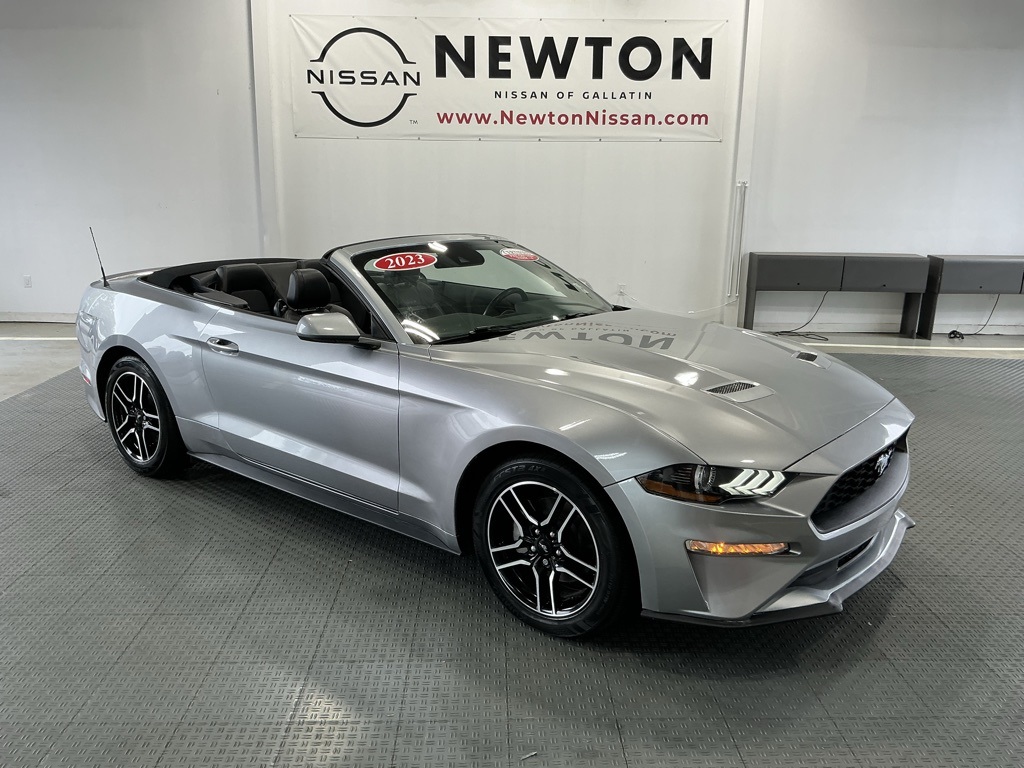2023 Ford Mustang EcoBoost Premium Image 7 of 37