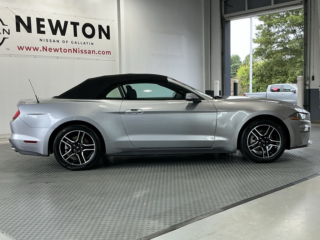 2023 Ford Mustang EcoBoost Premium Image 9 of 37