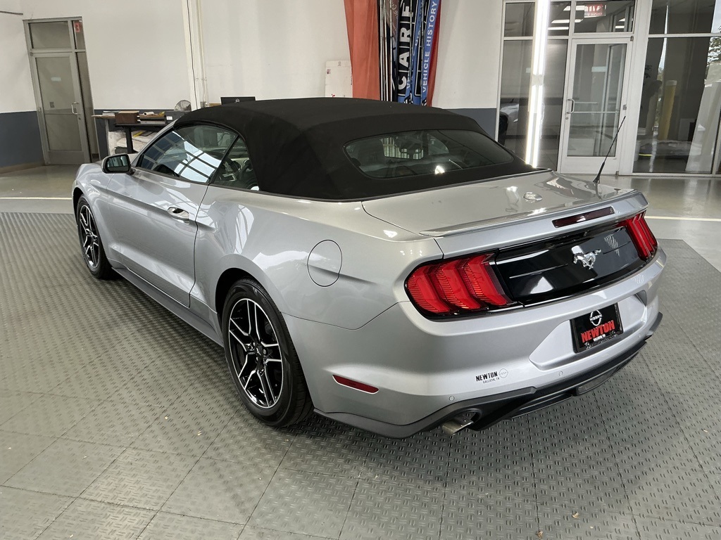 2023 Ford Mustang EcoBoost Premium Image 14 of 37