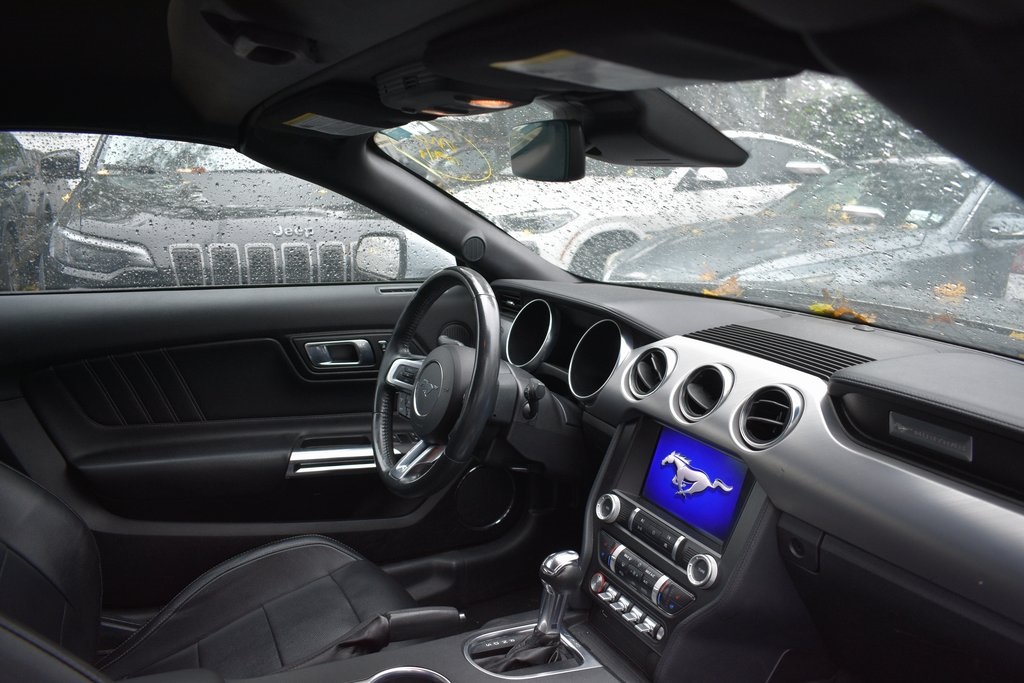 2023 Ford Mustang EcoBoost Premium Image 21 of 37