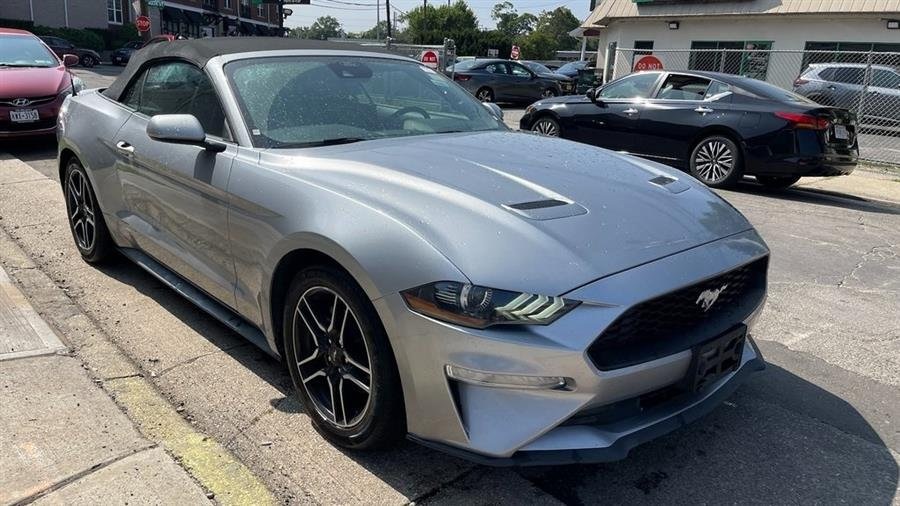 2023 Ford Mustang EcoBoost Premium Image 3 of 37