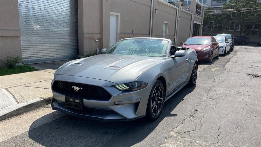 2023 Ford Mustang EcoBoost Premium Image 2 of 37