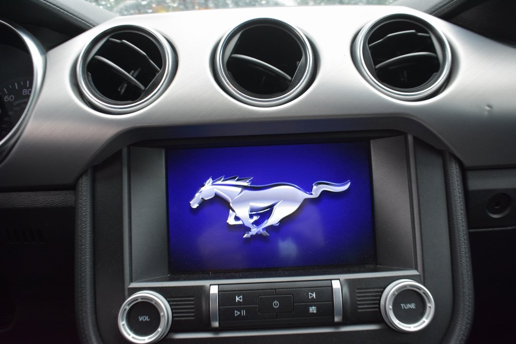 2023 Ford Mustang EcoBoost Premium Image 26 of 37