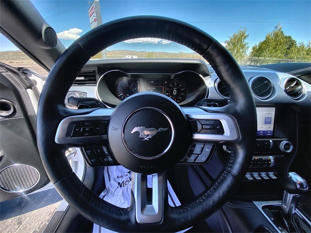 Vehicle image 14 of 24