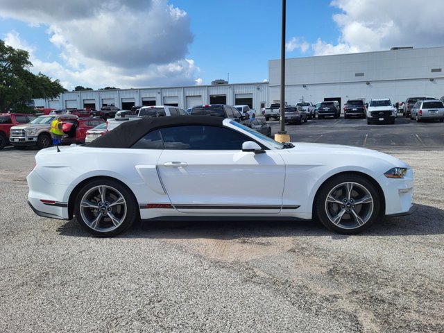 2023 Ford Mustang GT Premium Image 4 of 33