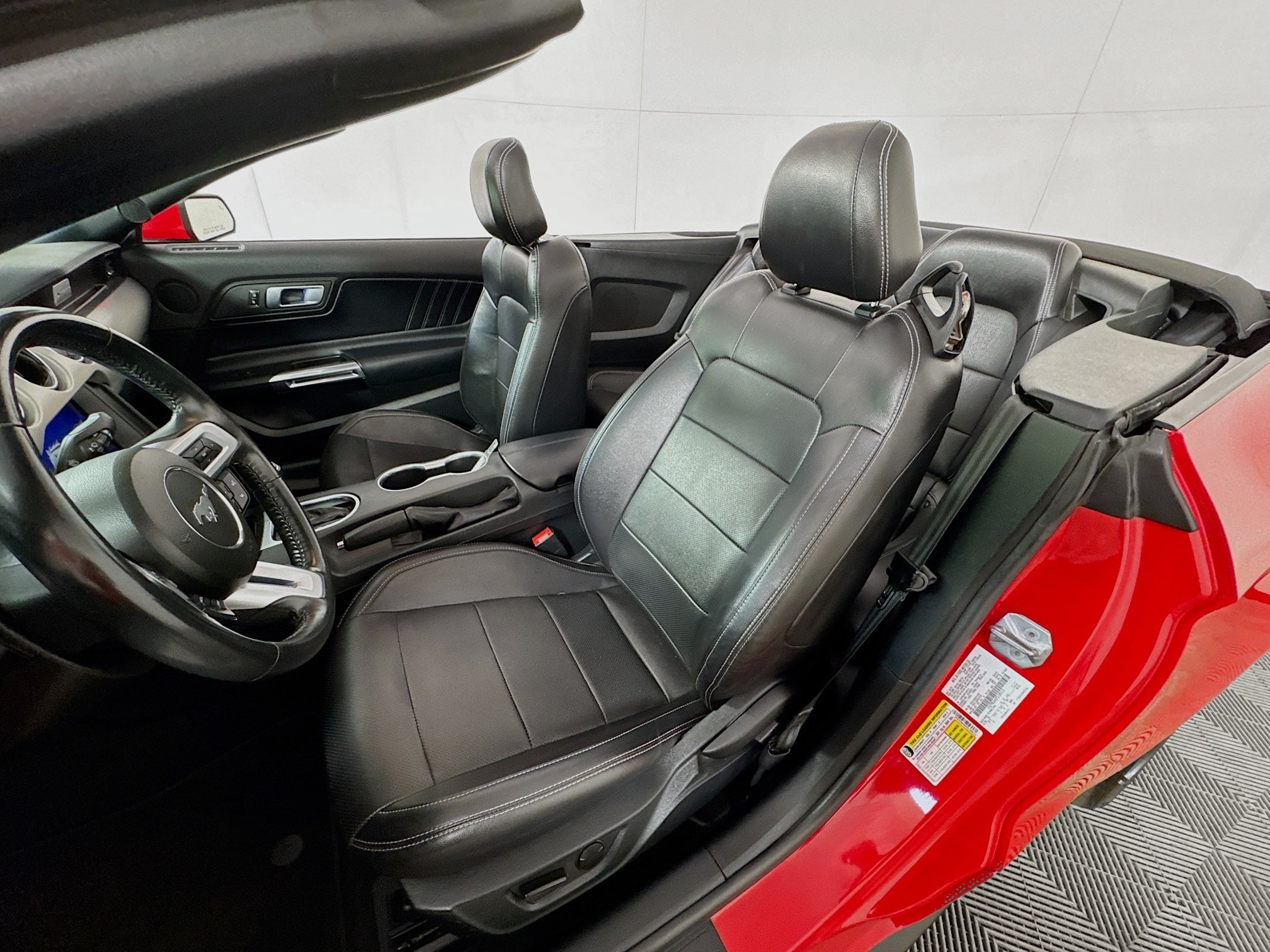 2023 Ford Mustang EcoBoost Premium Image 13 of 29