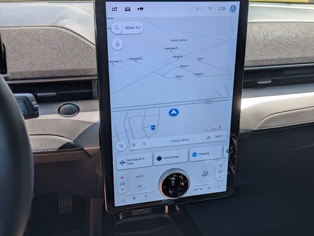 Vehicle image 20 of 40