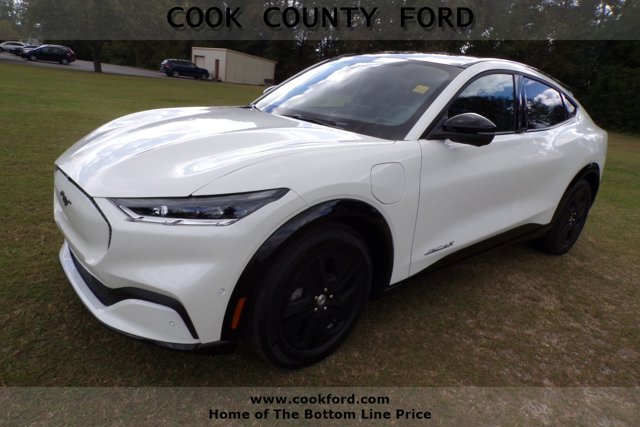 Vehicle image 3 of 24