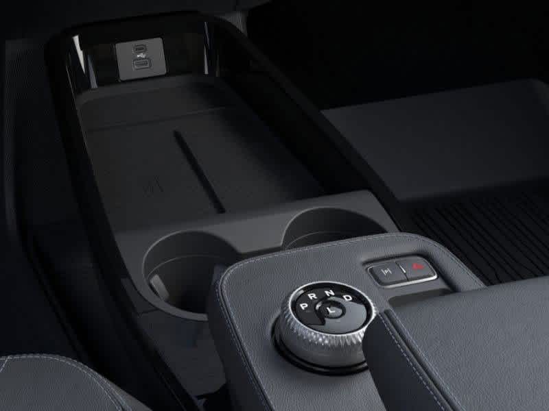 Vehicle image 15 of 22