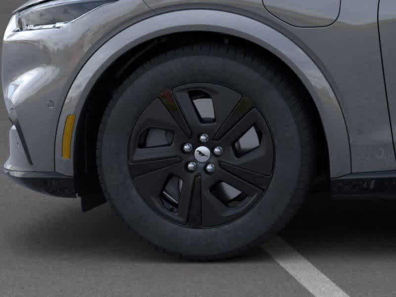 Vehicle image 19 of 22
