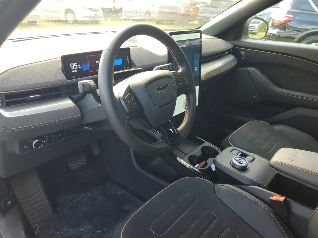 2023 Ford Mustang Mach-E GT Image 15 of 34
