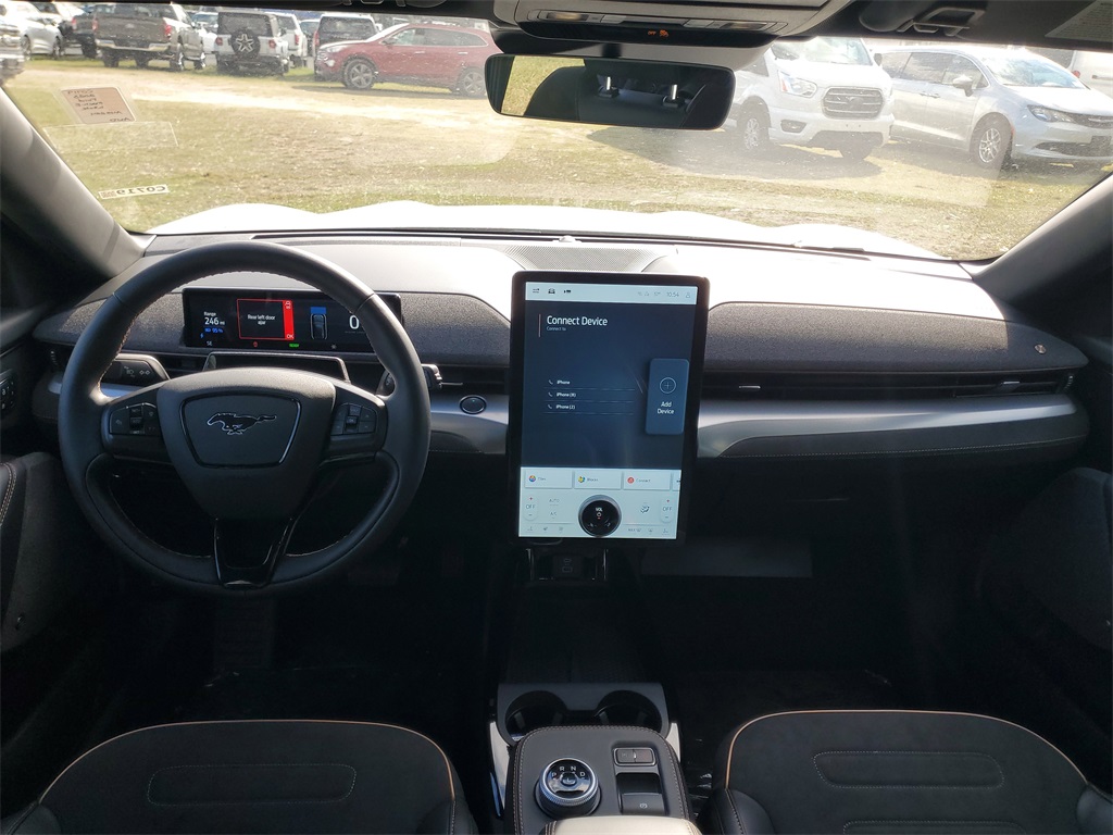 2023 Ford Mustang Mach-E GT Image 13 of 34