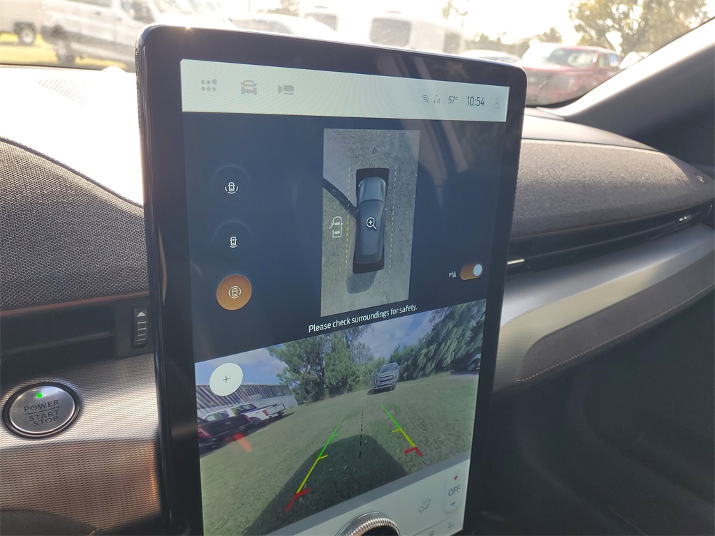 2023 Ford Mustang Mach-E GT Image 17 of 34