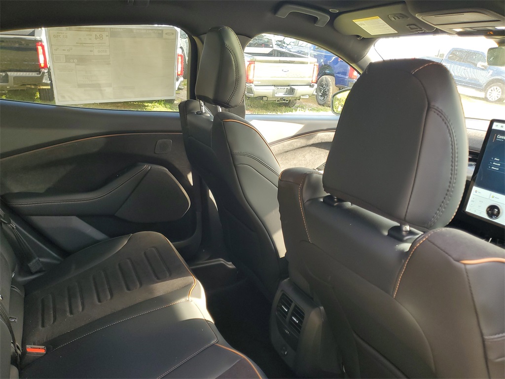 2023 Ford Mustang Mach-E GT Image 8 of 34