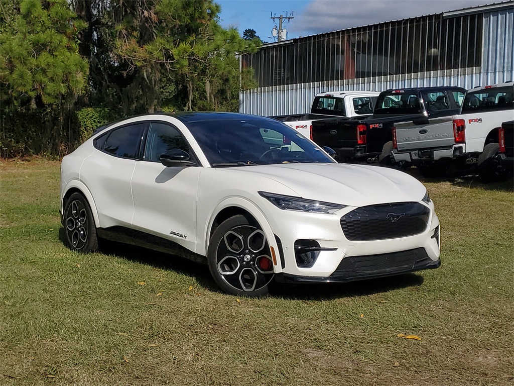 2023 Ford Mustang Mach-E GT Image 2 of 34