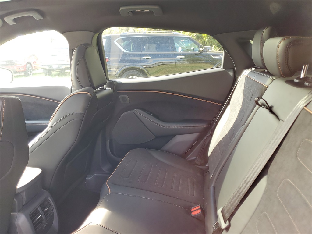 2023 Ford Mustang Mach-E GT Image 9 of 34