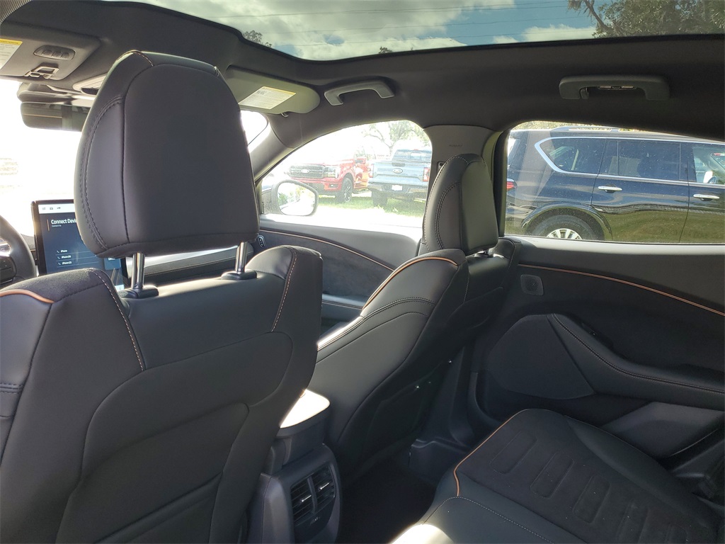 2023 Ford Mustang Mach-E GT Image 12 of 34