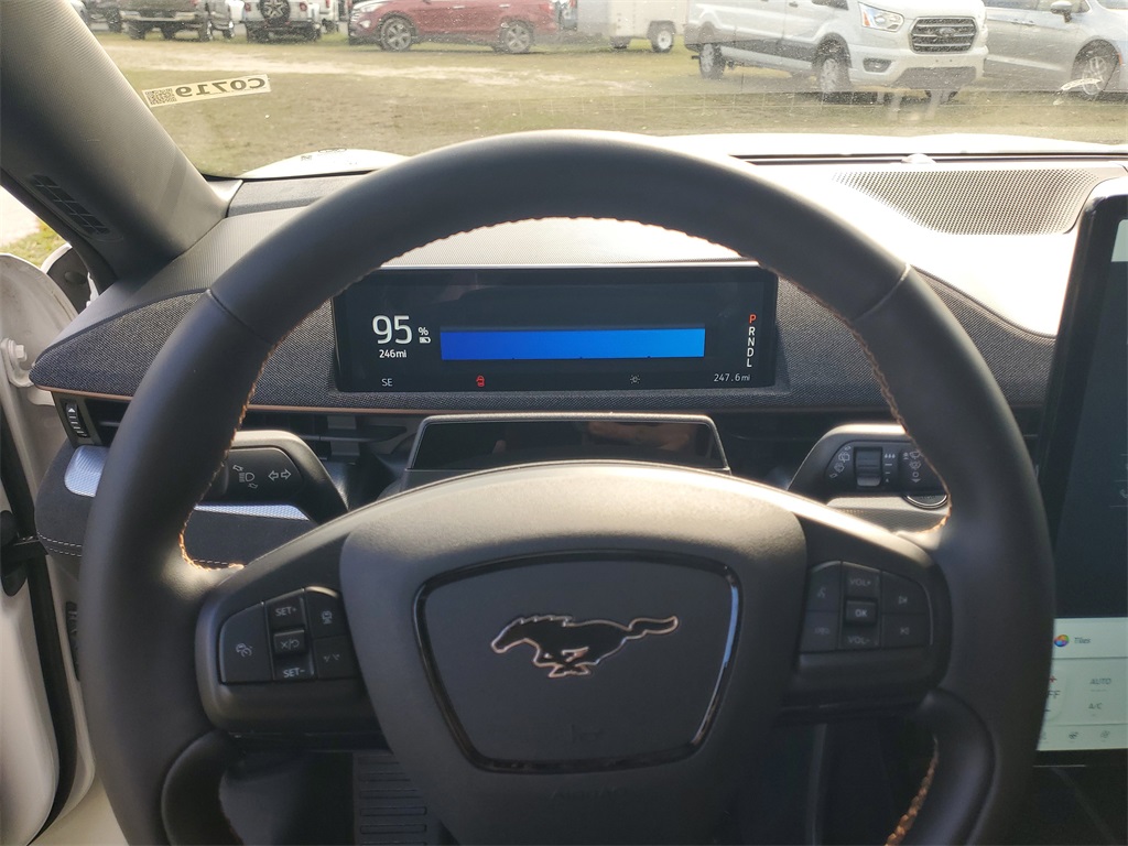 2023 Ford Mustang Mach-E GT Image 16 of 34