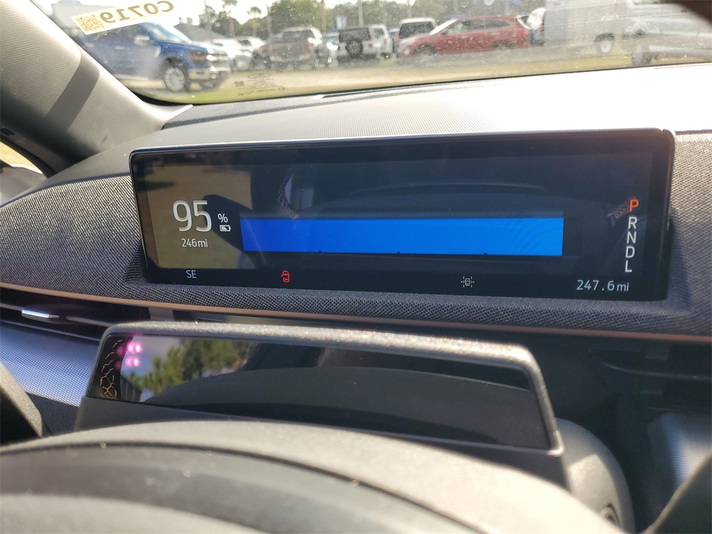 2023 Ford Mustang Mach-E GT Image 32 of 34