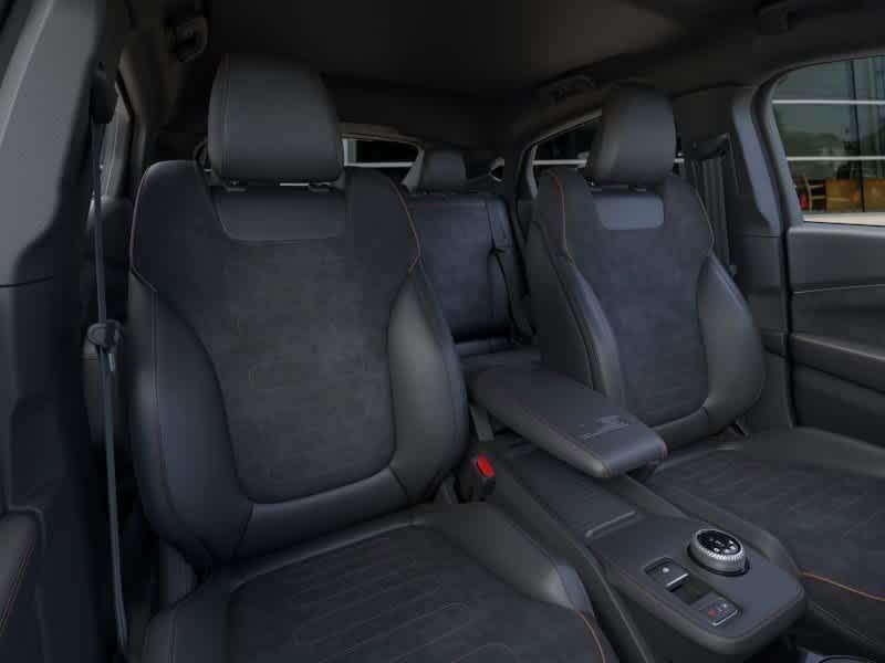 Vehicle image 10 of 22