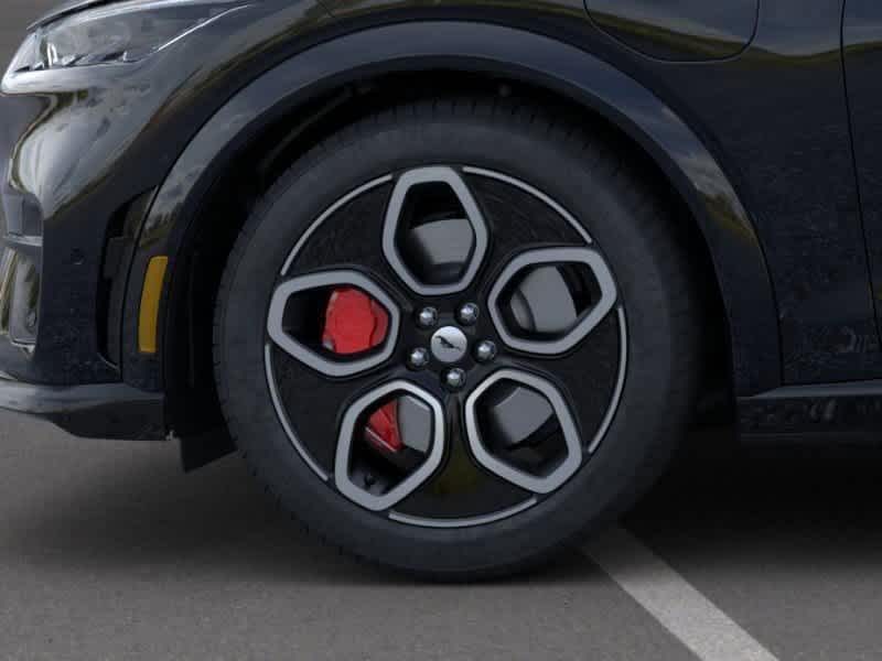 Vehicle image 9 of 22