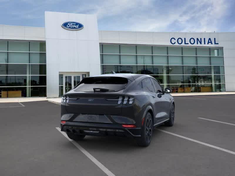 Vehicle image 5 of 22