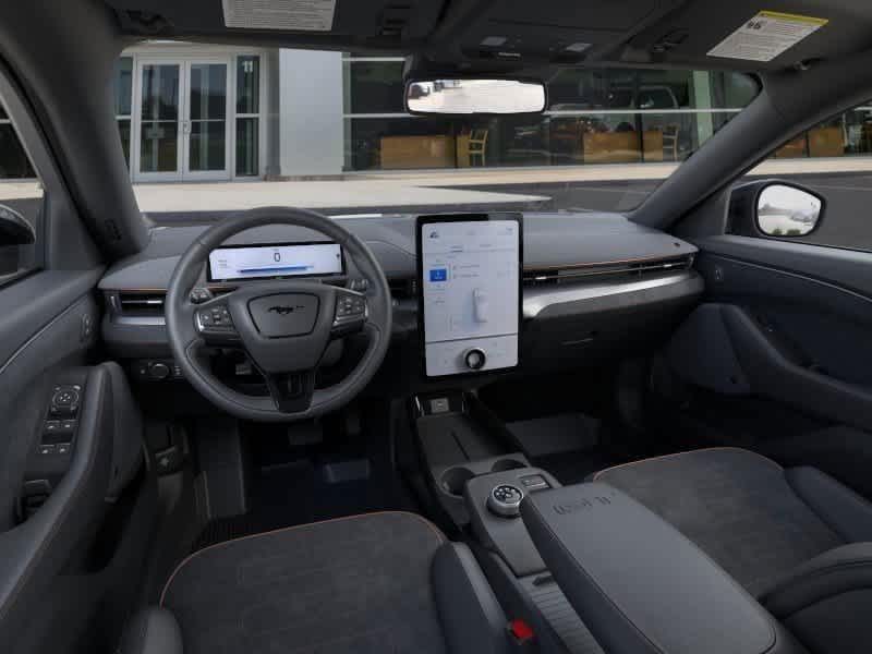 Vehicle image 13 of 22