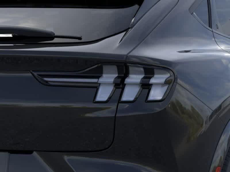 Vehicle image 22 of 22