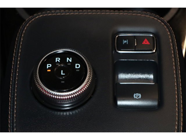 Vehicle image 18 of 29