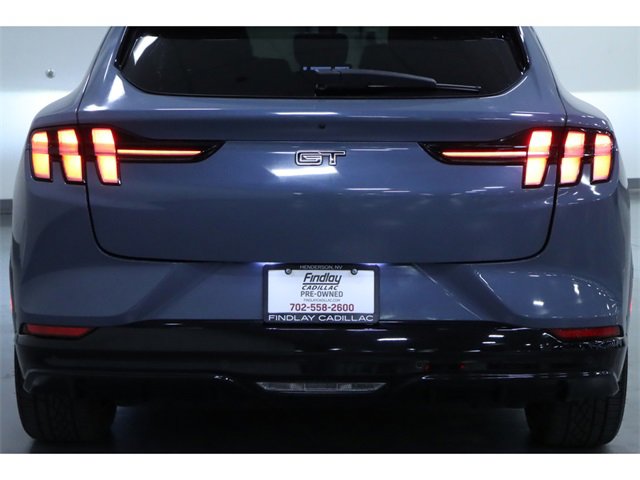 Vehicle image 10 of 29