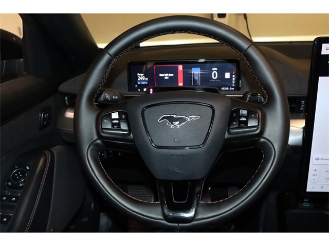 Vehicle image 15 of 29