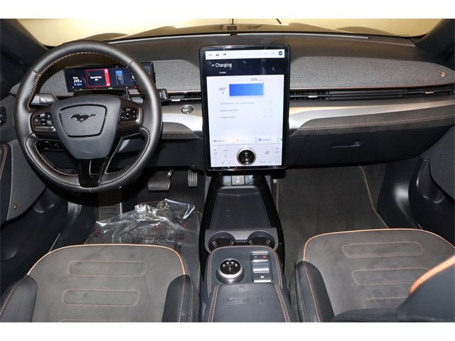 Vehicle image 20 of 29