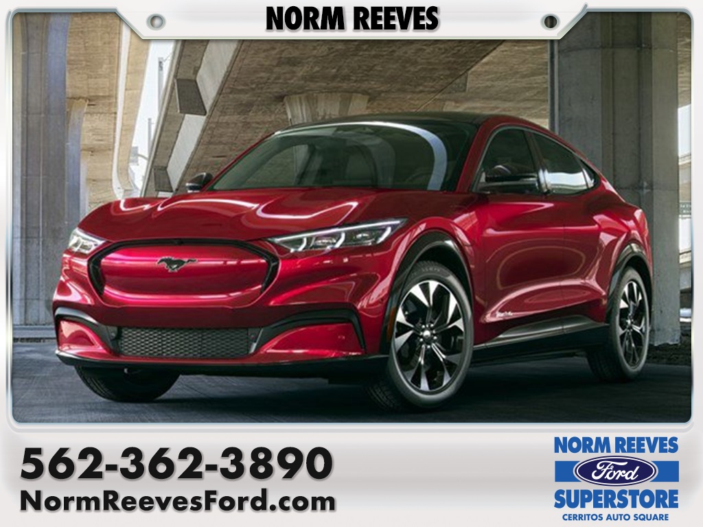 2023 Ford Mustang Mach-E Premium Image 5 of 22