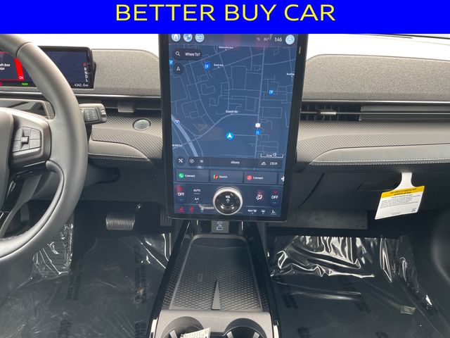 Vehicle image 11 of 16