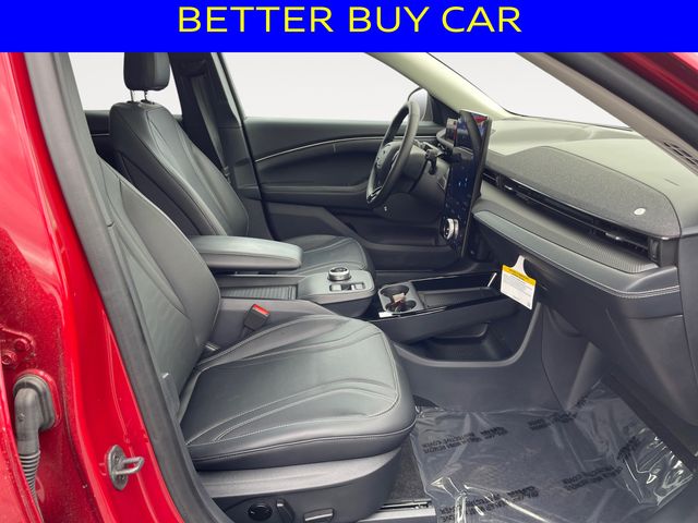 Vehicle image 15 of 16