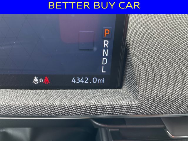 Vehicle image 16 of 16