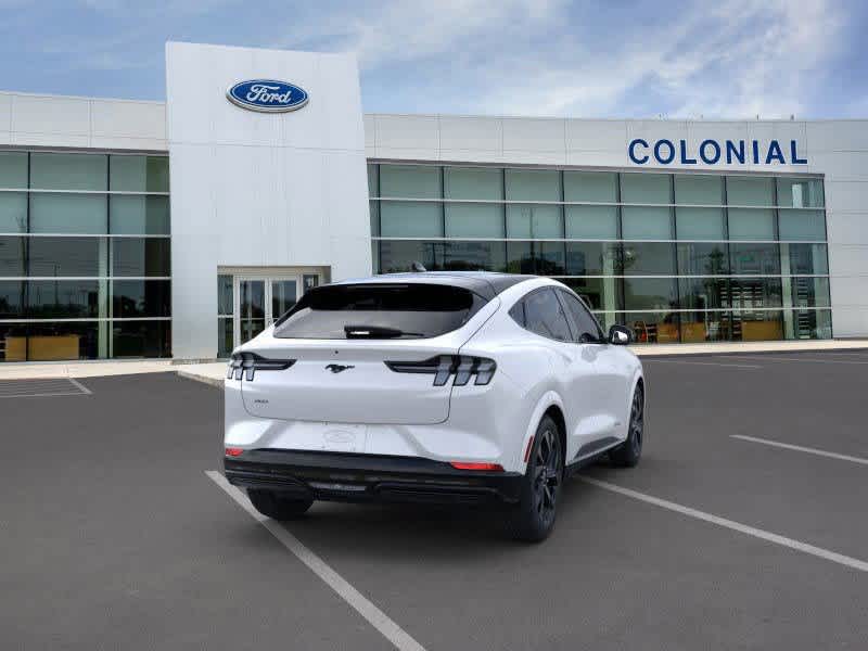 Vehicle image 5 of 22