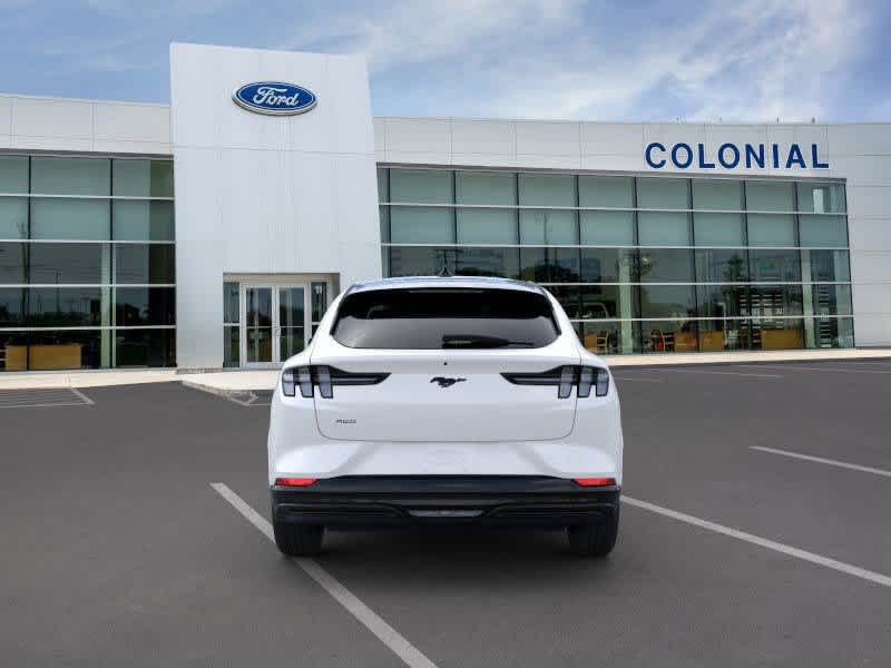Vehicle image 6 of 22