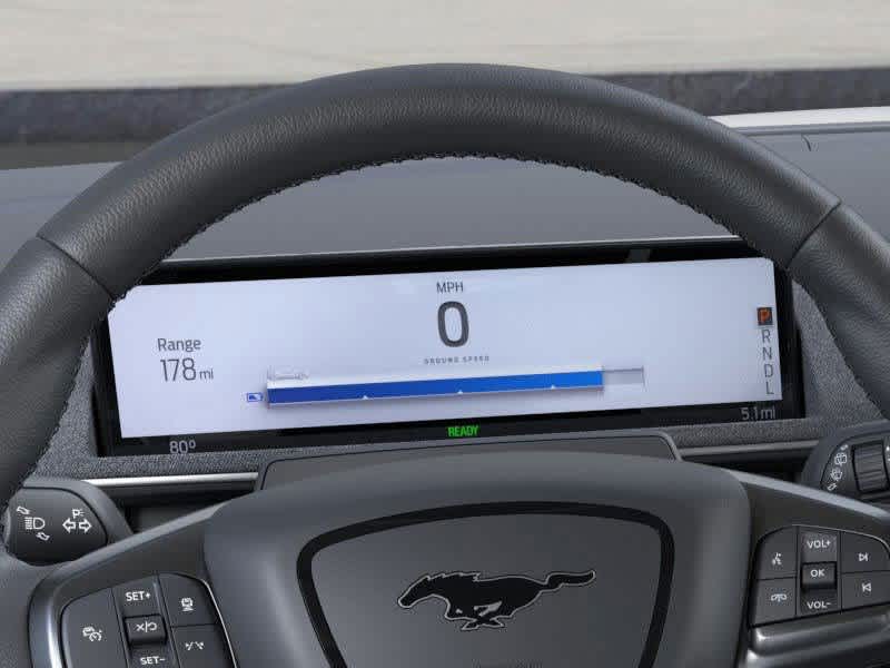 Vehicle image 13 of 22