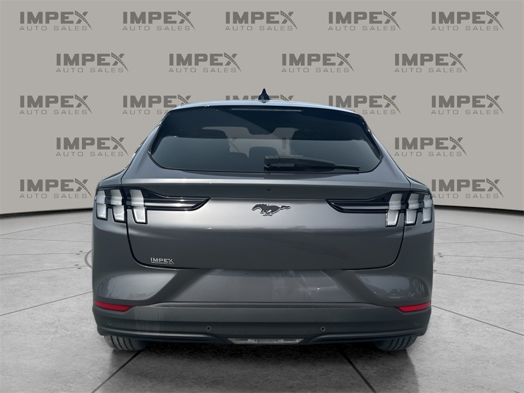 Vehicle image 6 of 36