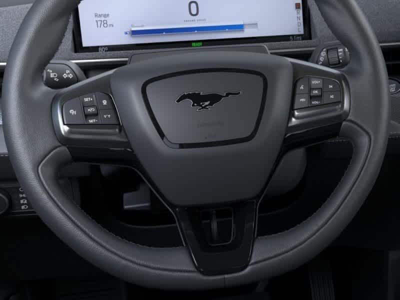 Vehicle image 14 of 22