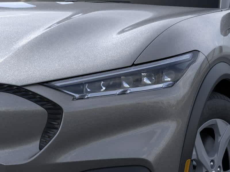 Vehicle image 17 of 22