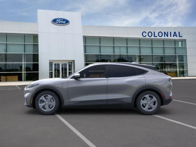 Vehicle image 8 of 22