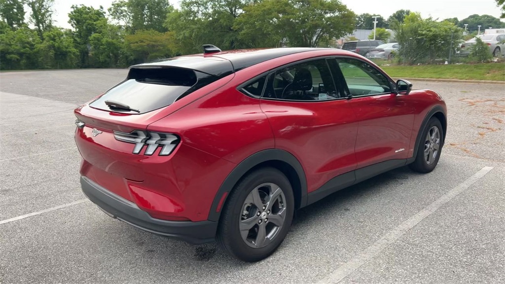 Vehicle image 30 of 65