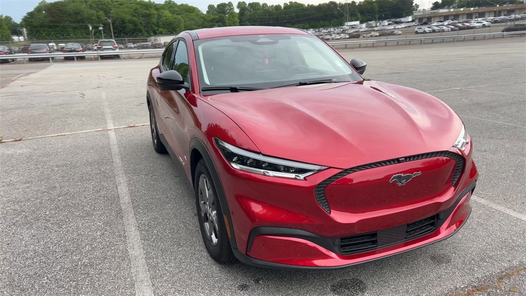 Vehicle image 18 of 65