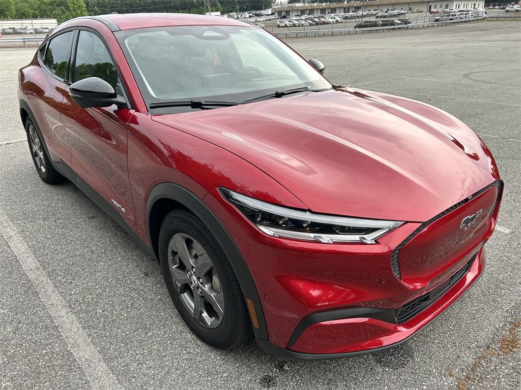 Vehicle image 22 of 65