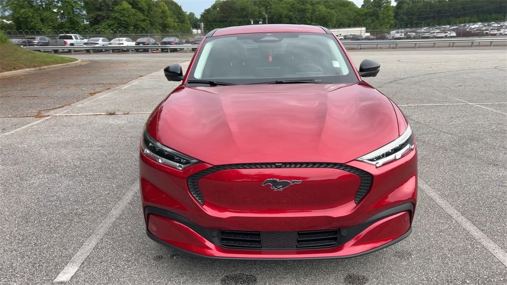 Vehicle image 11 of 65
