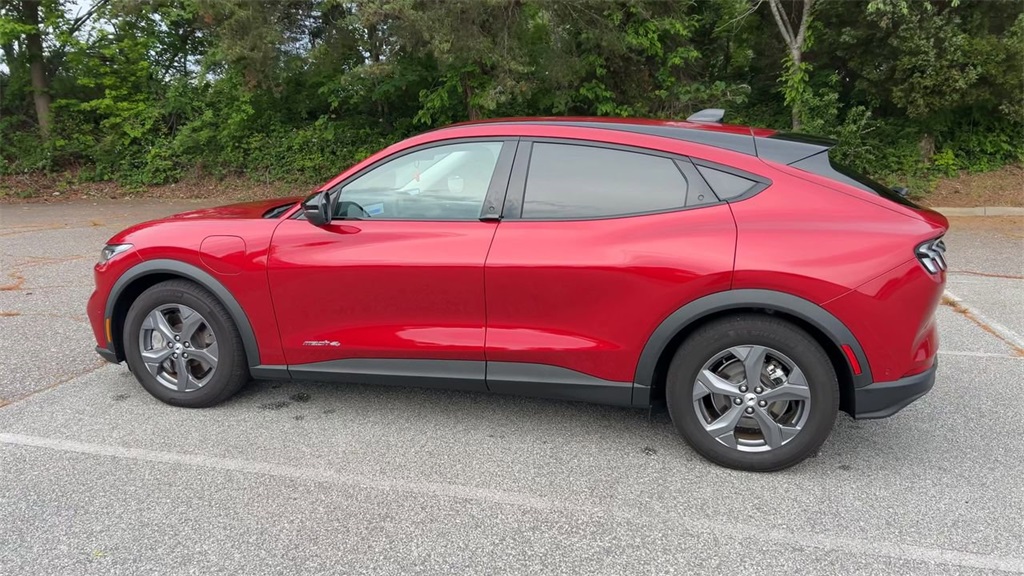 Vehicle image 42 of 65