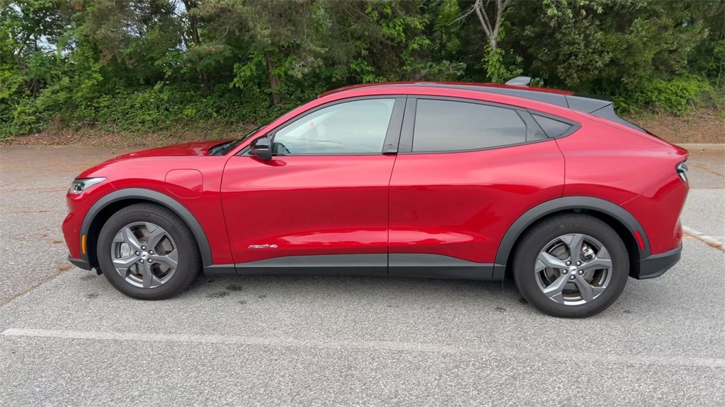 Vehicle image 50 of 65